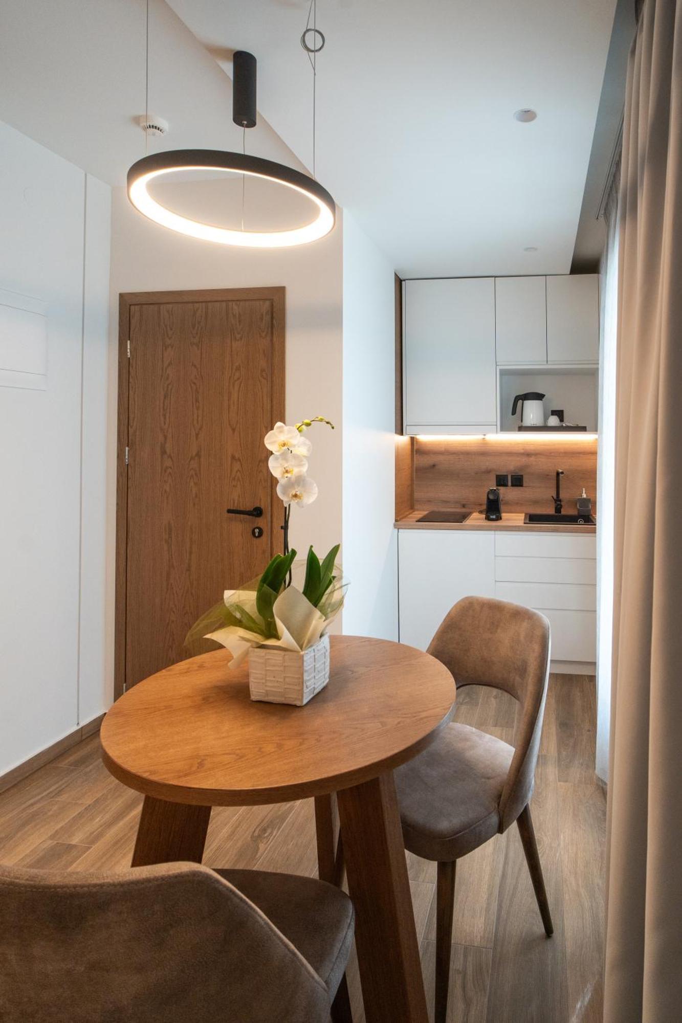 Volos Inn Hotel Экстерьер фото