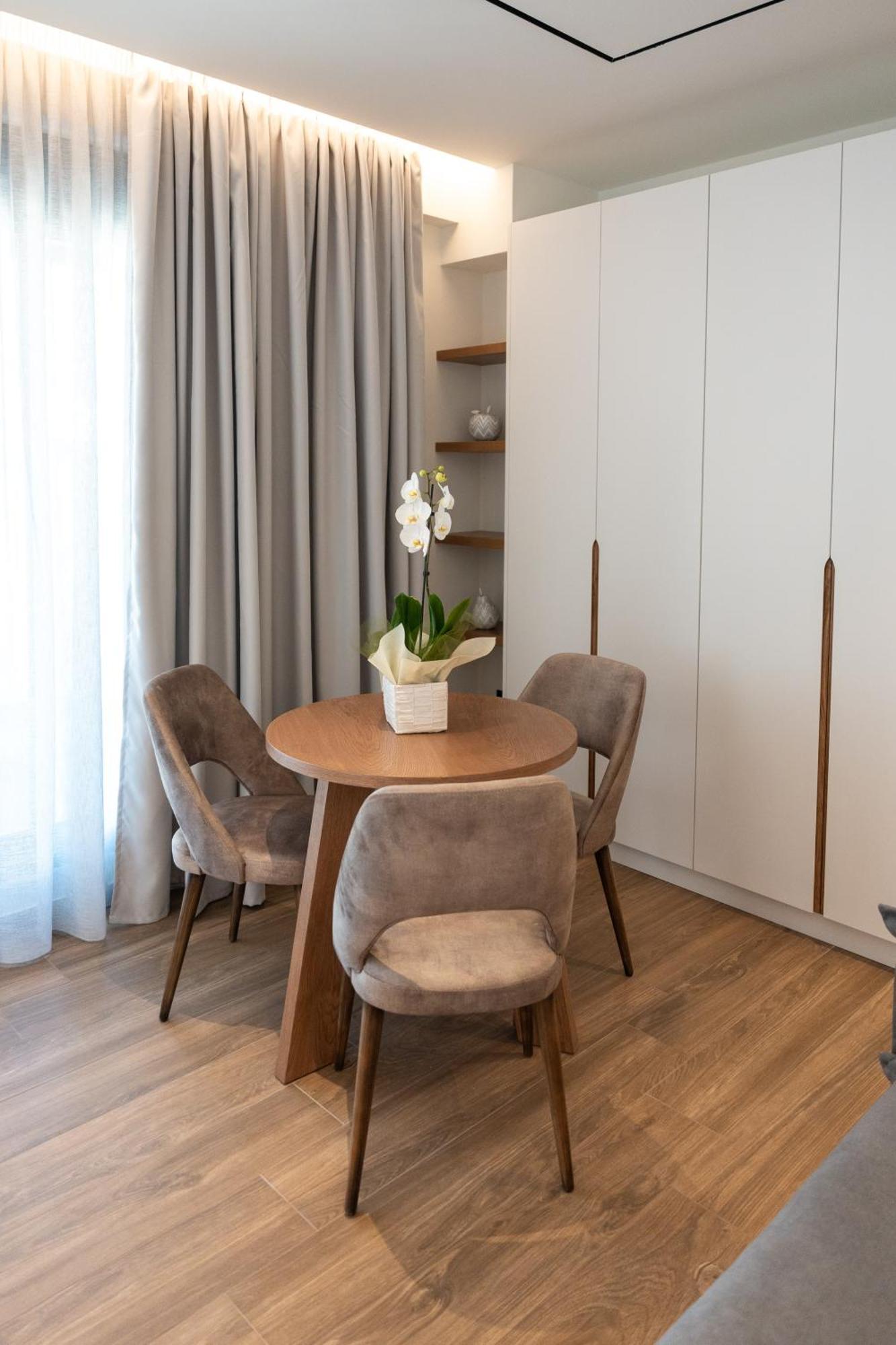 Volos Inn Hotel Экстерьер фото