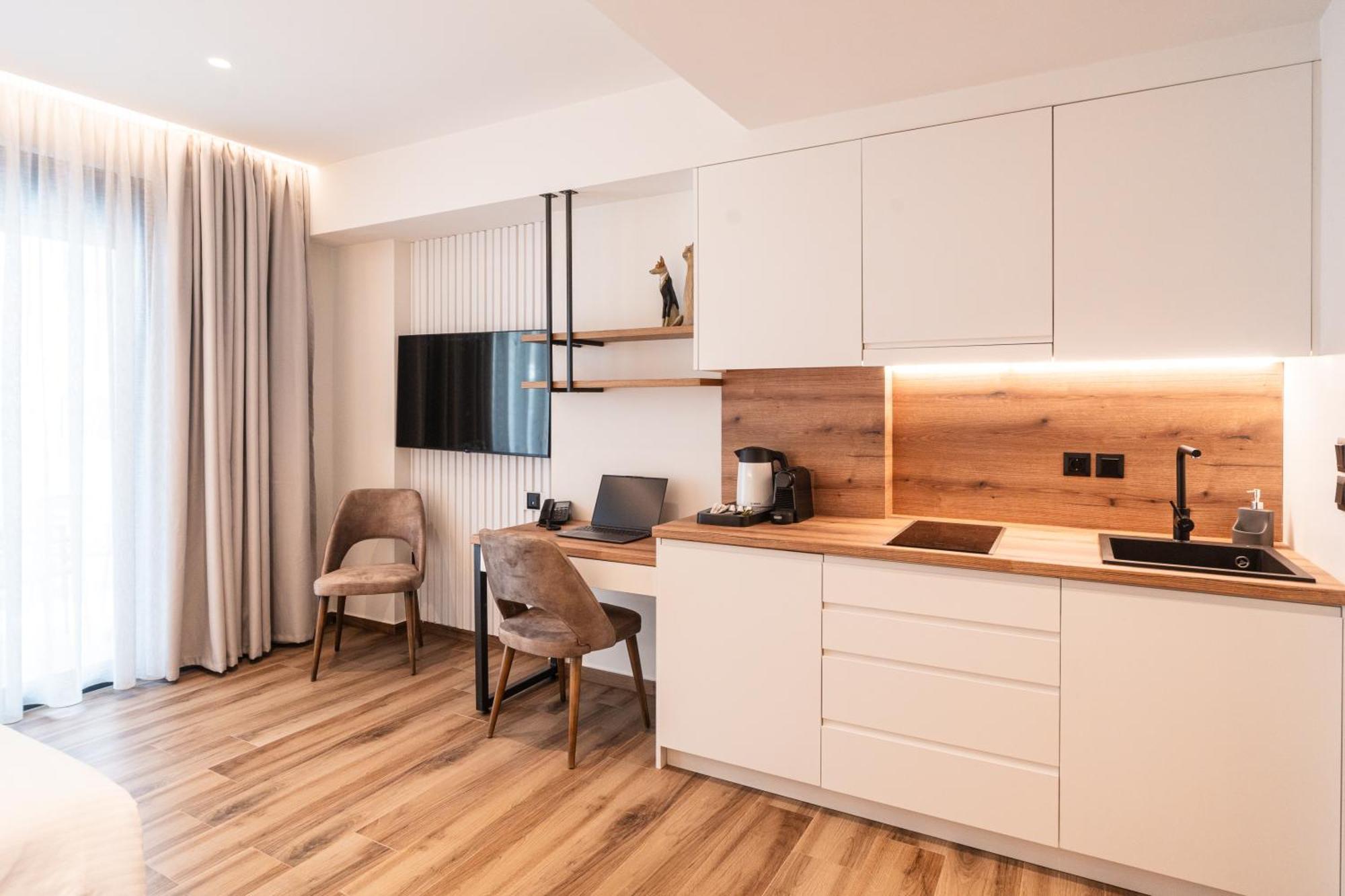 Volos Inn Hotel Экстерьер фото